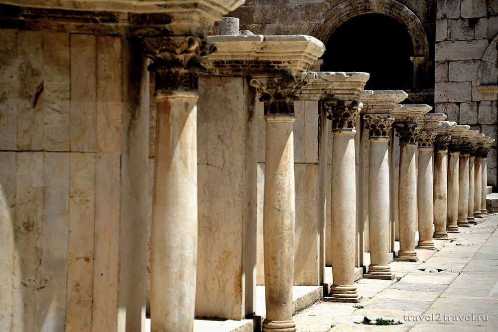 Амфитеатр Аммана колоннада