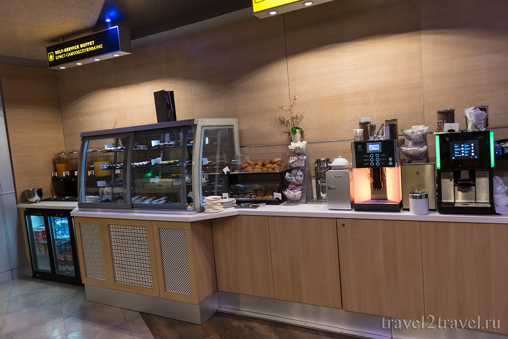 питание и напитки бизнес-зал Джаз (Jazz Lounge) в Шетеметьево терминал D
